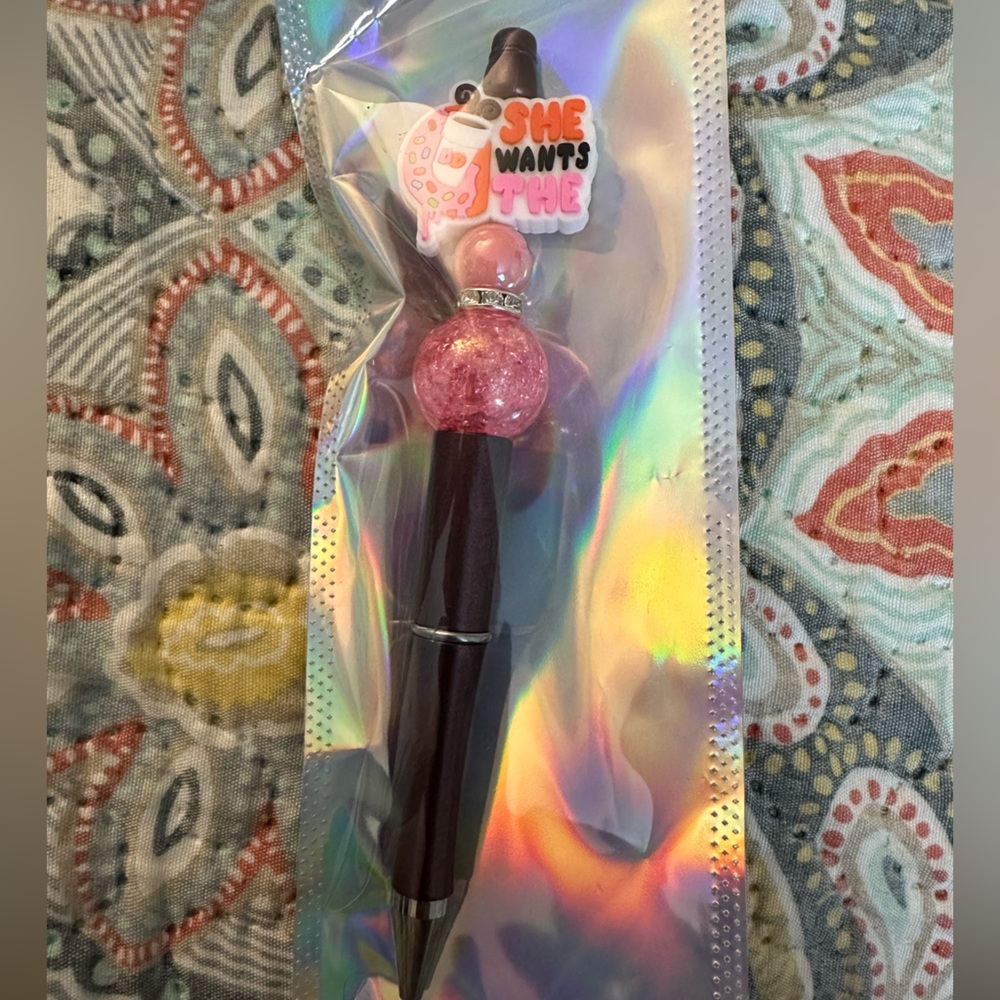 Customize pen done by my 13 year old for her school field trip this year to Wash